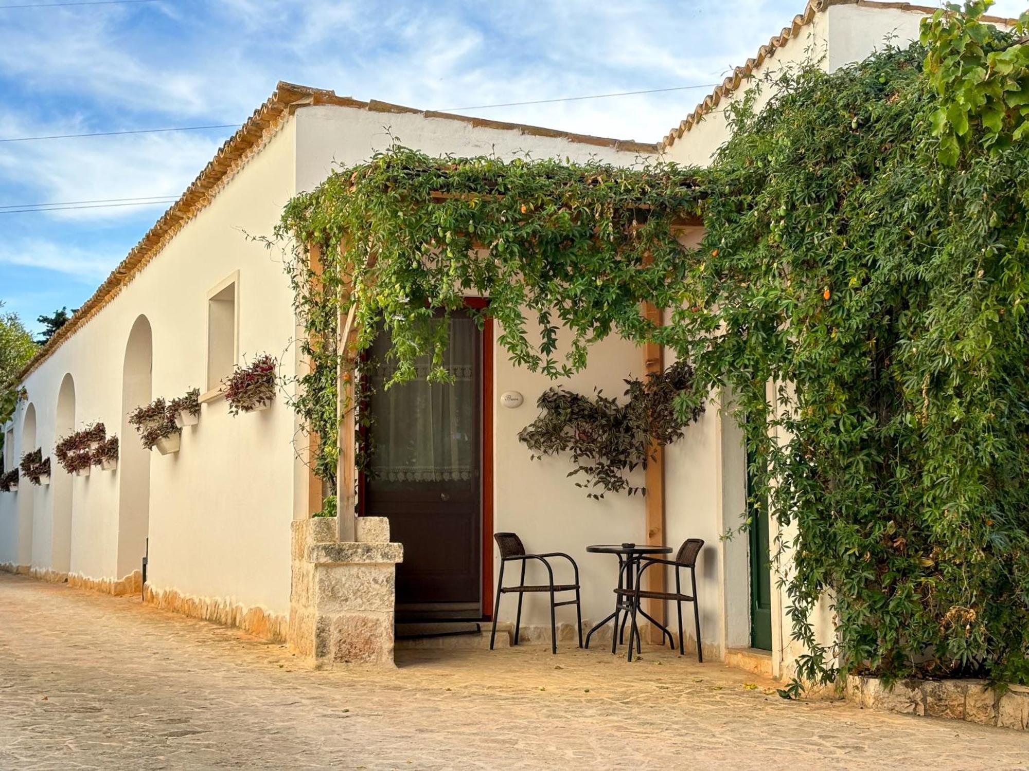 Casina Dei Preti Villa Conversano Ngoại thất bức ảnh