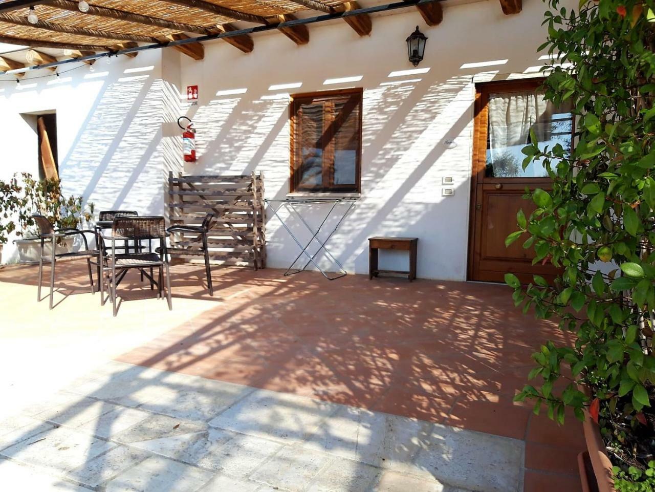 Casina Dei Preti Villa Conversano Ngoại thất bức ảnh